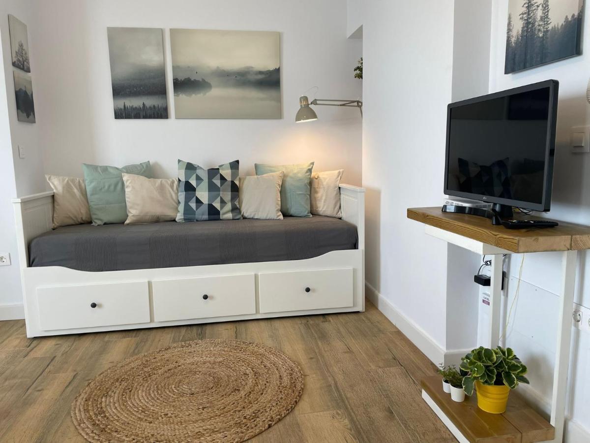 Studio On The Beach Front Malaga Ngoại thất bức ảnh