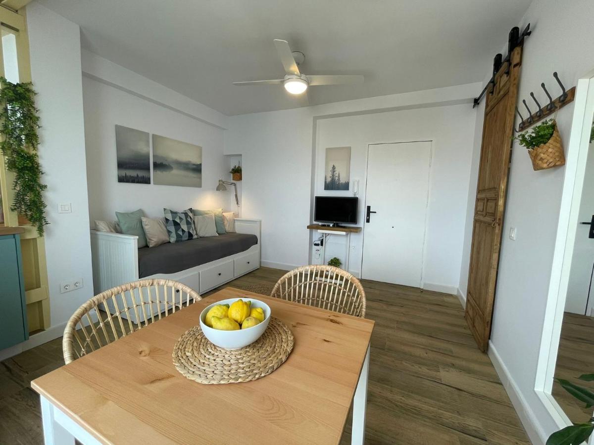 Studio On The Beach Front Malaga Ngoại thất bức ảnh