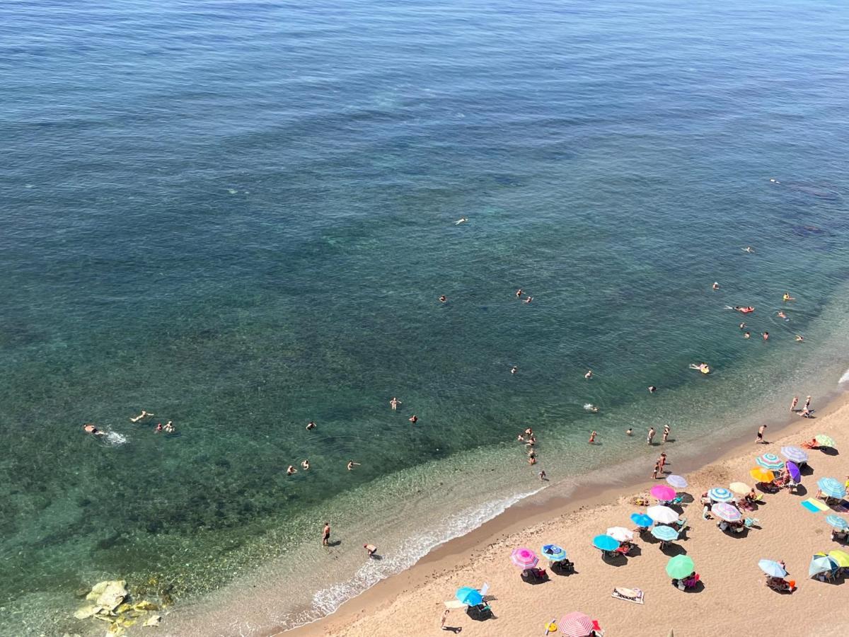 Studio On The Beach Front Malaga Ngoại thất bức ảnh